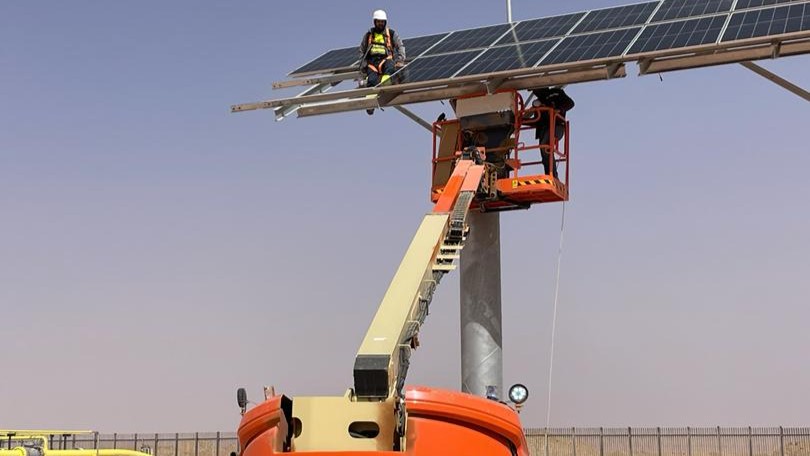 Industrial piping system construction and commissioning